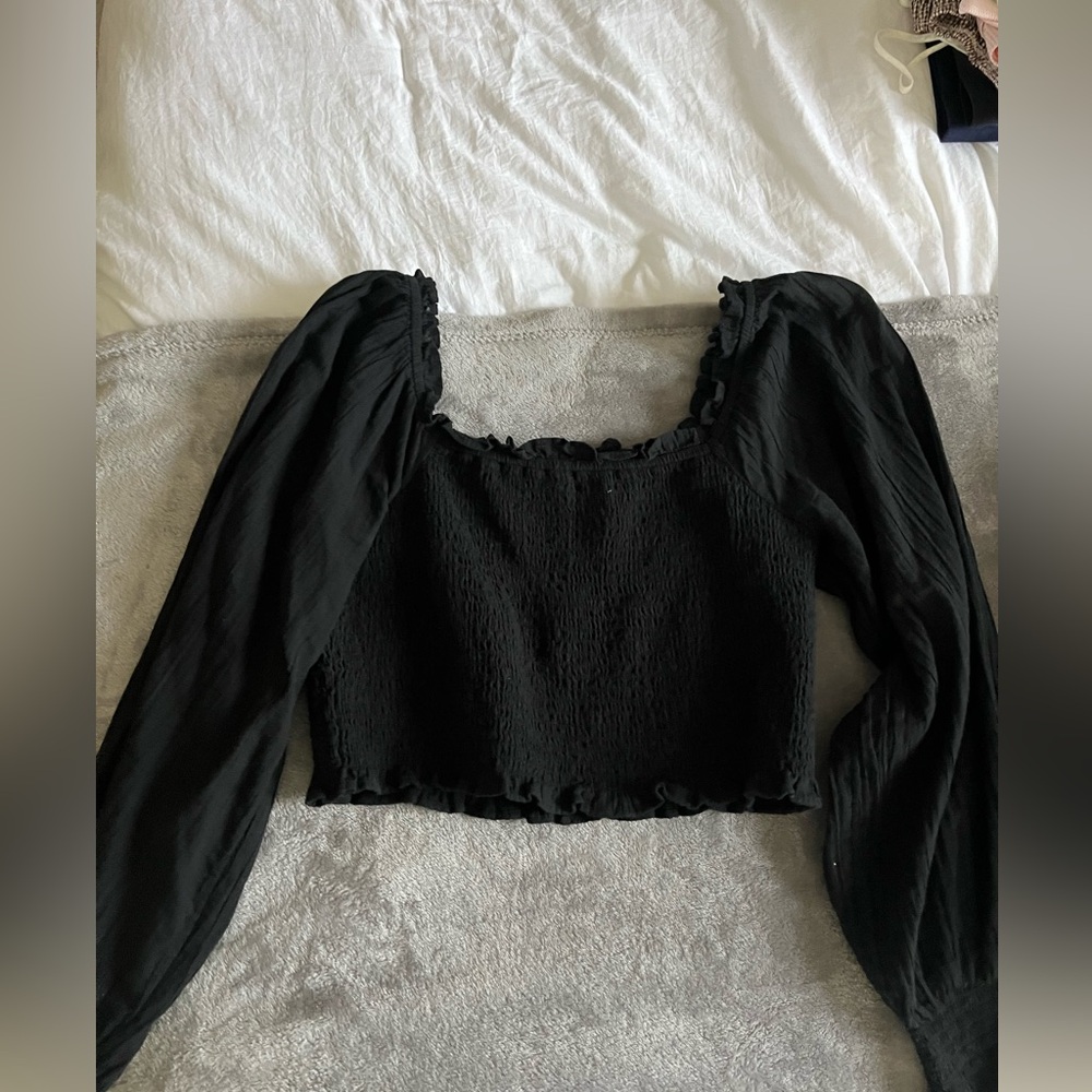Aerie top